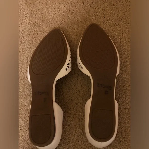 Isaac Mizrahi Cream Floral Cutout Flats - Picture 5 of 5